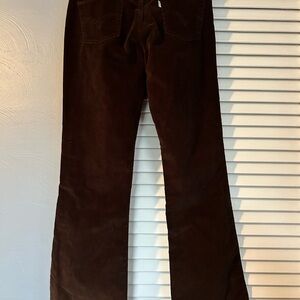 Dark brown Levi’s cordoruy jeans 526 slender bootleg jeans